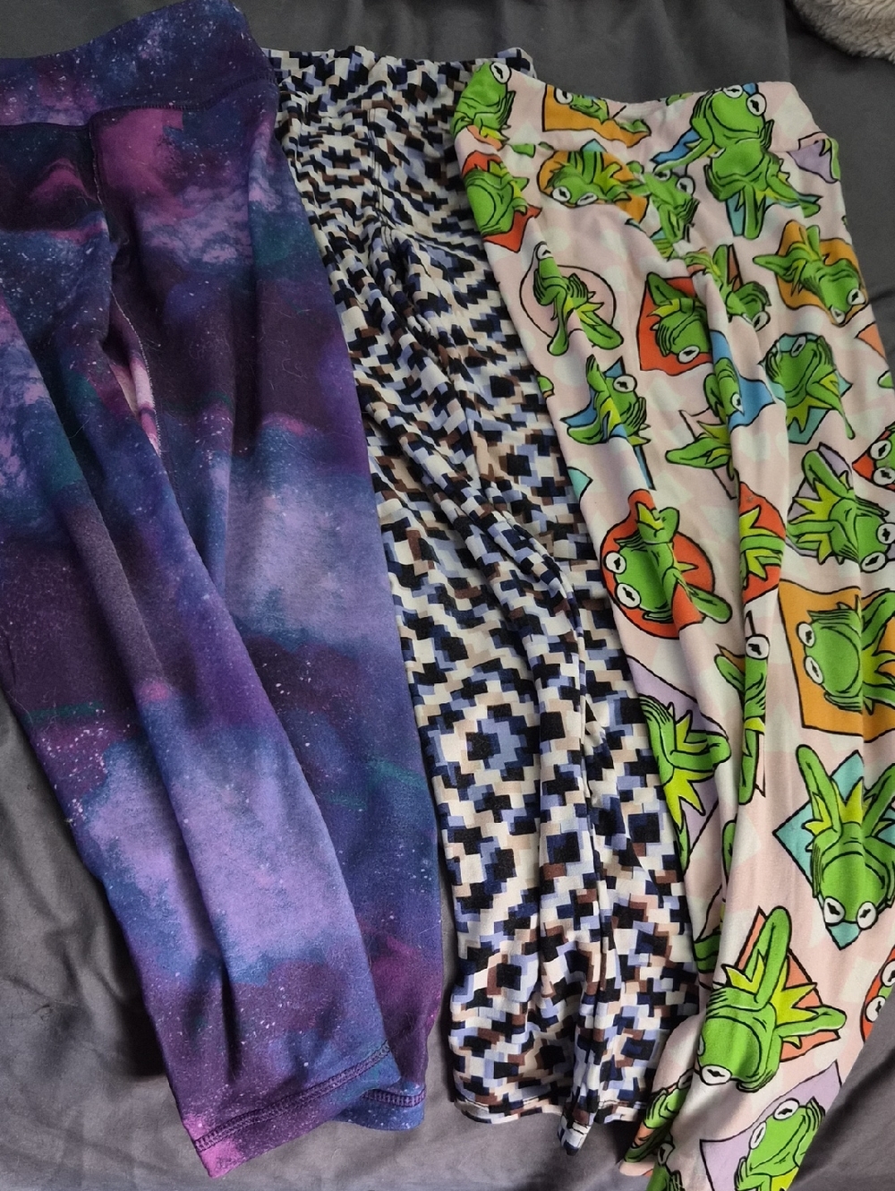 LulaRoe & Jumping Beans - Galaxy, Geometric & Kermit The Frog Print